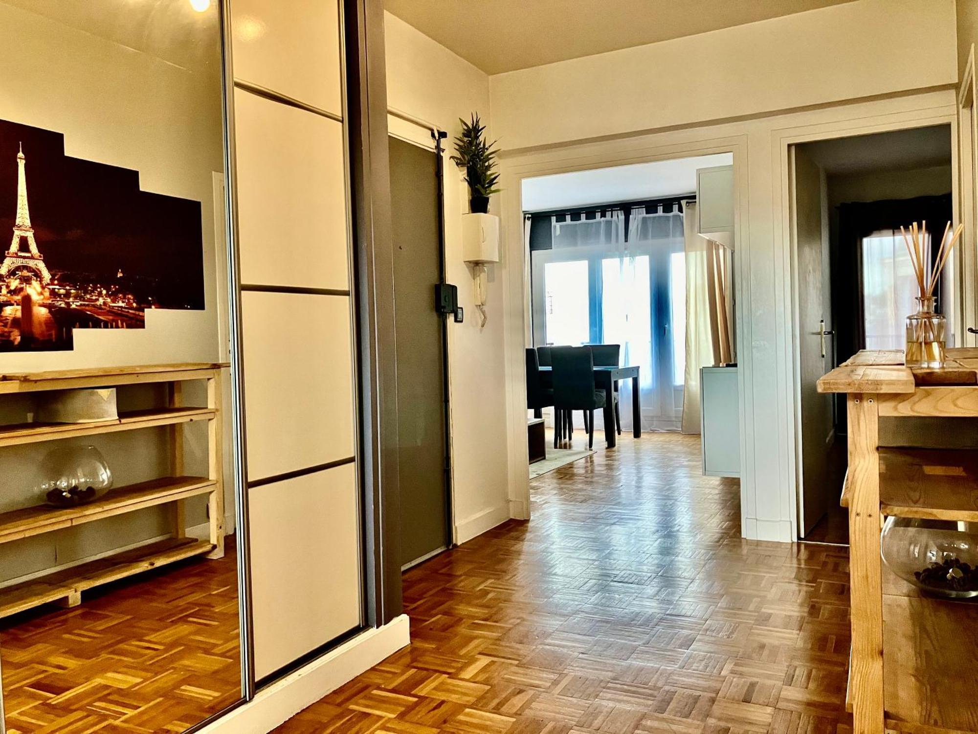Parisian Lounge 8 Pers Front Station Apartment Villemomble Luaran gambar